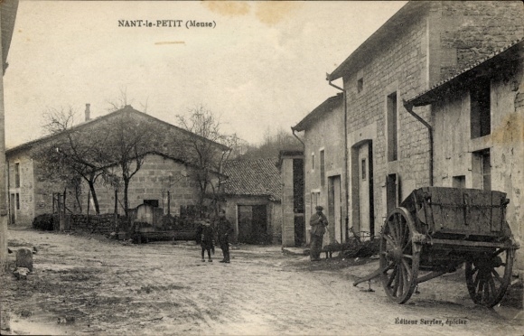 Postcard Nant le Petit Lothringen Meuse, Un Rue