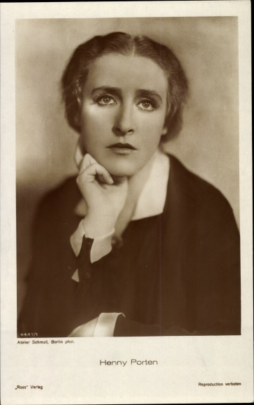 Postcard actress Henny Porten, portrait, Ross Verlag 4447/1