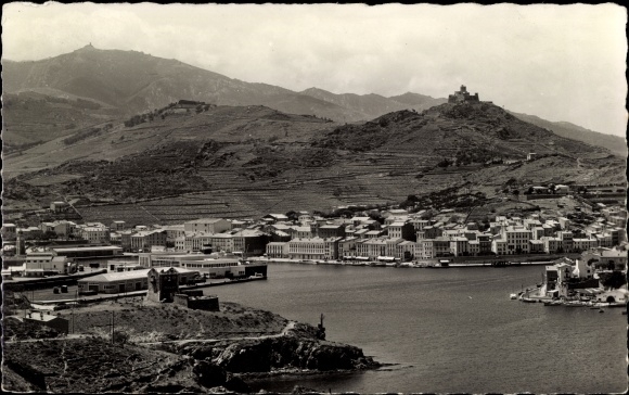 PC Port Vendres Pyrénées Orientales, general view, Fort Saint-Elme
