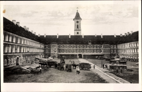 Postcard Josefov Josefstadt Jaroměř Region Königgrätz, Artilleriekasernenhof