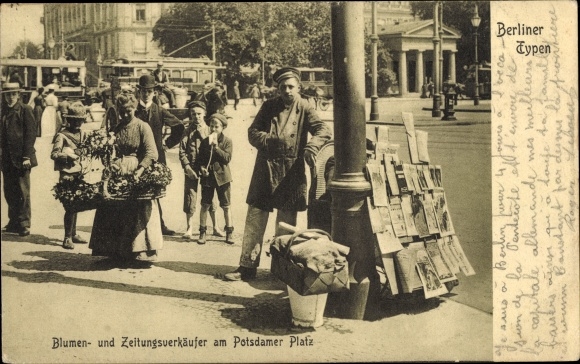 Postcard Berlin Tiergarten, flower and newspaper seller at Potsdamer Platz