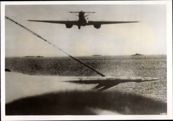 Photo H. Hoffmann, Italian Air Force torpedo planes, November 1942