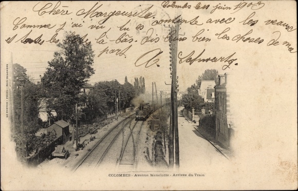 Postcard Colombes Hauts de Seine, Avenue Menelotte, Arrivee du Train