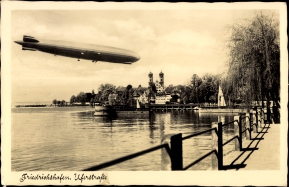 Friedrichshafen am Bodensee, Zeppelin, Uferstraße