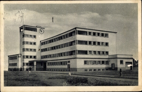 Postcard Frankfurt am Main, House of Youth, Hansa Allee 150