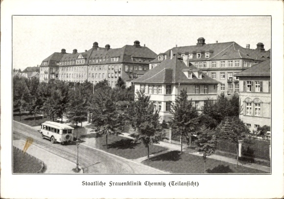 Postcard Chemnitz in Saxony, State Gynaecological Clinic partial view, architecture, street view
