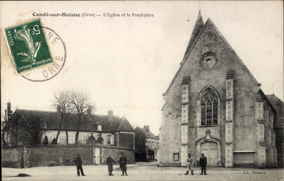 CPA Condé-sur-Huisne Orne, Eglise et le Presbytère