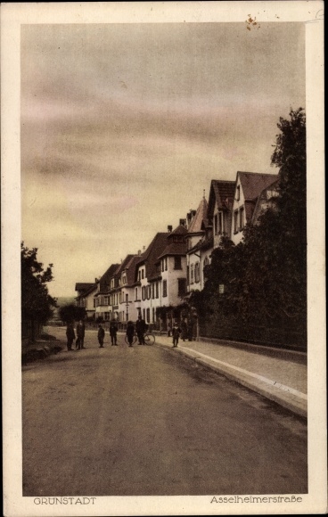 Postcard Grünstadt in der Pfalz, Asselheimerstrasse