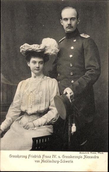 Postcard Grand Duke Friedrich Franz IV of Mecklenburg Schwerin, Grand Duchess Alexandra