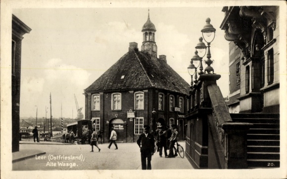 Postcard Leer in East Frisia, Old Scales, Town Hall