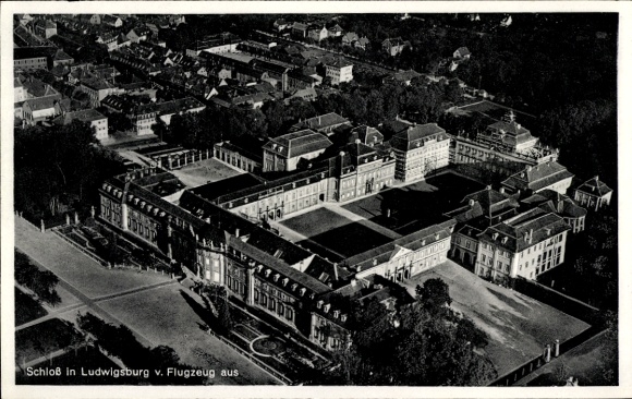 Postcard Ludwigsburg in Württemberg, aerial photograph, castle