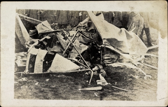 Photo Postcard Crashed German plane 1916, I WW