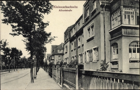 Postcard Dresden Ost Kleinzschachwitz, Albertstrasse, building