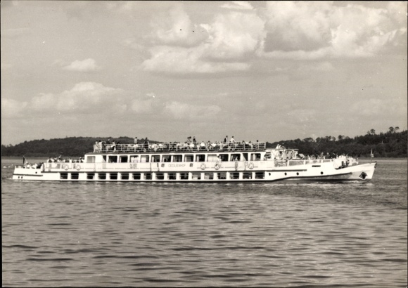 PC White Fleet Potsdam, passenger ship MS Cecilienhof on the Havel