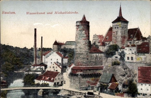 Waterwerken van Bautzen en St. Michaelskerk, riviergedeelte, brug, toren