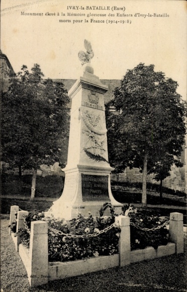 Postcard Ivry la Bataille Eure, Memorial