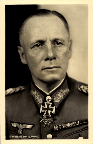 Feldmarszałek Erwin Rommel, odznaczony Krzyżem Rycerskim, Liście Dębu z Mieczami i Diamentami