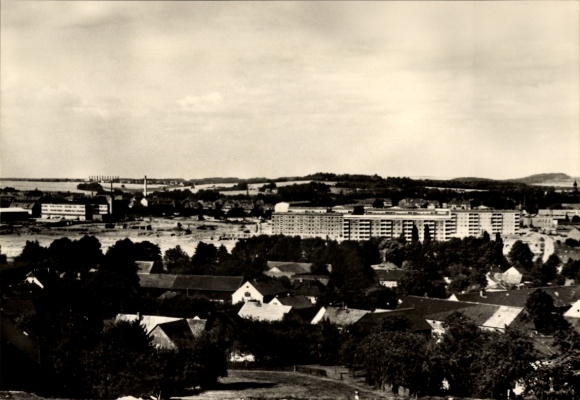 Ak Bischofswerda in Sachsen, Blick auf  Belmsdorfer Berg, Häuser, Landschaft
