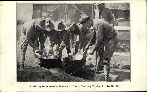 Ak Louisville Kentucky USA, opleiding in huishoudkunde in Camp Zachary Taylor