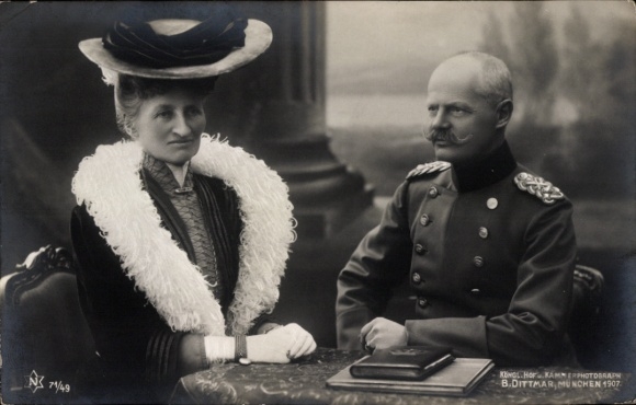 Postcard Prince Arnulf of Bavaria, Princess Therese