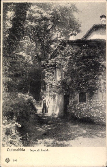 Ak Cadenabbia Lago di Como Lombardia Italien, Haus mit Pflanzen, Weg, Mann, Cadenabbia, Lago di C