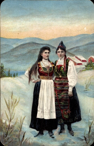 Postcard Norway, two women in Norwegian costume