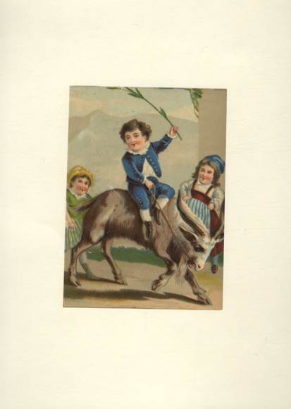 Oblate / Glanzbild Junge in blauem Anzug reitet auf einem Ziegenbock, ca. 15 x 11 cm