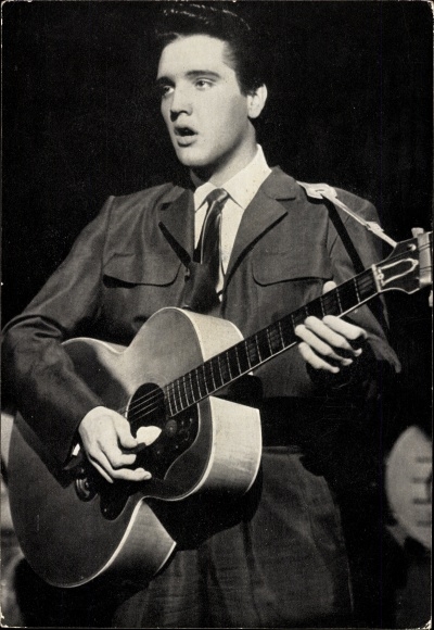Postcard singer and actor Elvis Presley, portrait, guitar