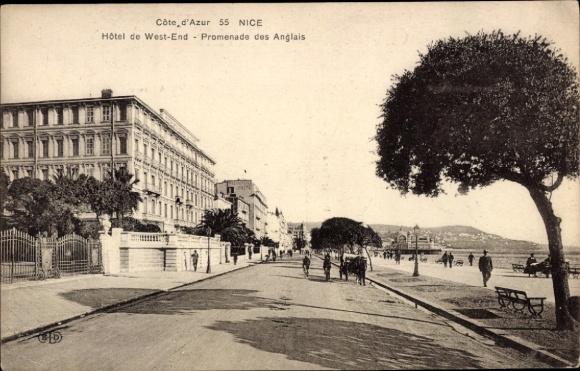 Postcard Nice Nice Alpes Maritimes, Hôtel de West-End, Promenade des Anglais, Côte d'Azur, stroller