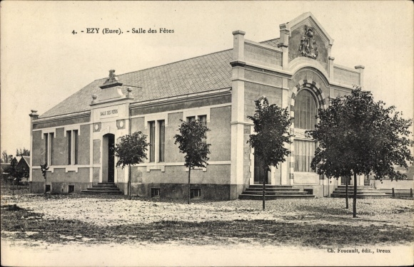Postcard Ezy Eure, Party Hall