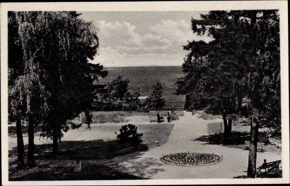 PC Lubmin Mecklenburg Western Pomerania, FDGB Ferienheim Adolf Diesterweg, Park