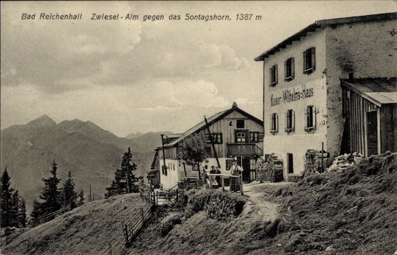 Ak Bad Reichenhall in Oberbayern, Alm, Sonntagshorn, Gebirge, bewaldete Landschaft, Gebäude