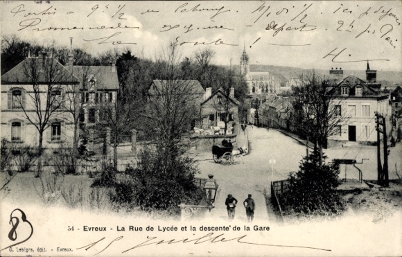 Postcard Évreux Eure, historic street, horse and carriage, houses, trees, city view