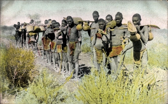 Ak Deutsch Südwest Afrika, Ovambo auf der Reise