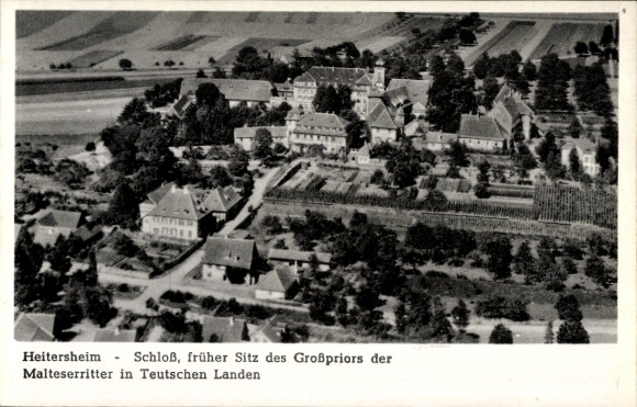 Ak Heitersheim im Schwarzwald, Schloss, Fliegeraufnahme