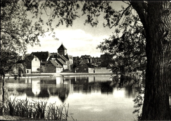 KP Grevesmühlen in Mecklenburg, zdjęcie z widokiem na wodę, budynki, spokojny krajobraz