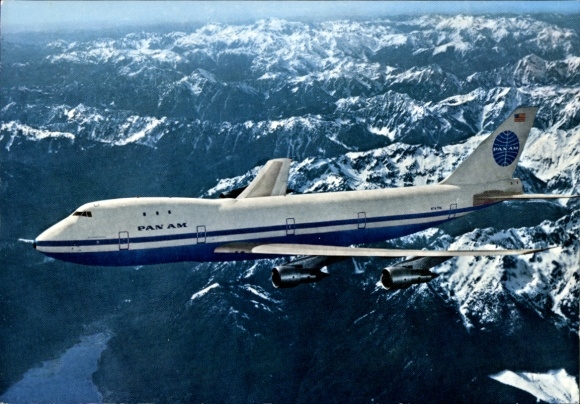 Postcard American passenger aircraft of Pan American World Airways, Boeing 747