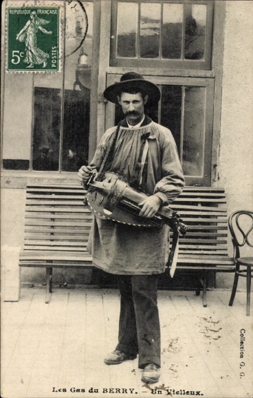 Ak Musiker mit Drehleier
