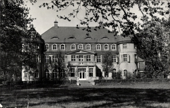 Postcard Bagenz Neuhausen an der Spree Niederlausitz, Castle