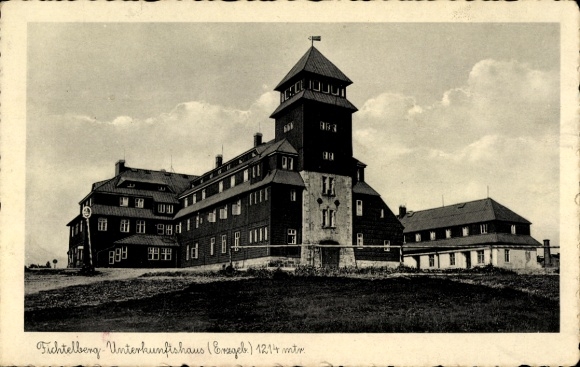 Ak Oberwiesenthal im Erzgebirge, Fichtelberg, Fichtelberghaus, Fichtelberg-Unterkunftshaus, Archi