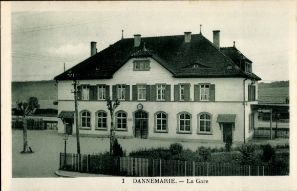 Postcard Dannemarie Dammerkirch Alsace Haut Rhin, train station