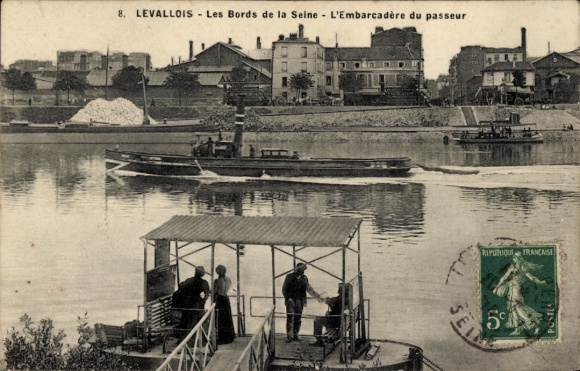 KP Levallois Perret Hauts de Seine, stacja promowa na brzegach Sekwany