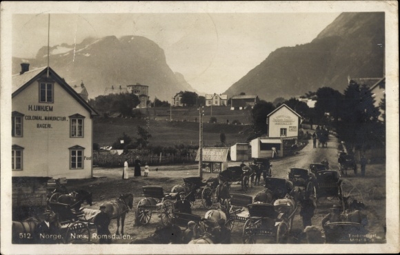 KP Naes Romsdalen Norwegia, powozy, sklep spozywczy