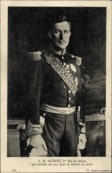 Postcard King Albert I of Belgium, portrait in uniform
