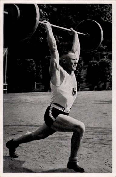 Collector's picture 1936 Olympics, weightlifter Janssen