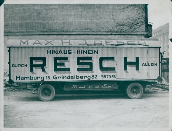 Foto Hamburg Eimsbüttel Rotherbaum, Umzugsanhänger Fa. Max H. J. Resch, Grindelberg 82, Reklame