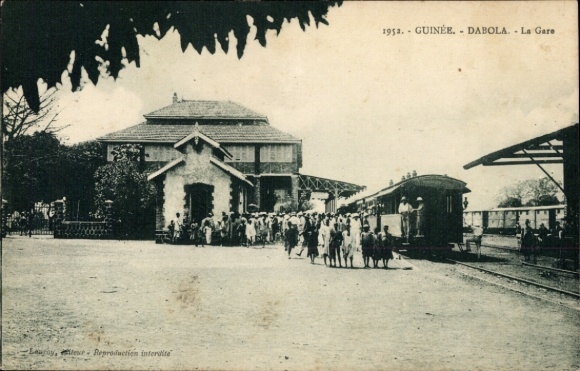 Postcard Dabola Guinea, La Gare, train station, track side