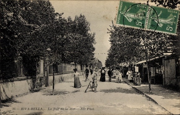 Postcard Ouistreham Riva Bella Calvados, Rue de la Mer