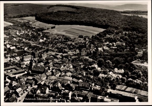 KP Sulzbach w Kraju Saary, widok z lotu ptaka na Sulzbach, budynki, pola, las