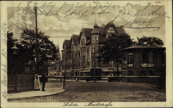 Postcard Lehrte in Lower Saxony, Marktstraße, train station, level crossing